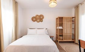 Seaview-City-Ladadika-Apartment